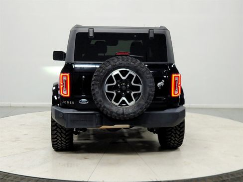 Used 2023 Ford Bronco Outer Banks image 6