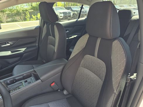 New 2026 Nissan Sentra SV FWD image 12