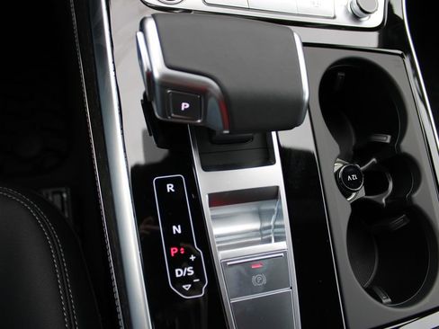 New 2026 Audi Q8 Premium Plus image 33