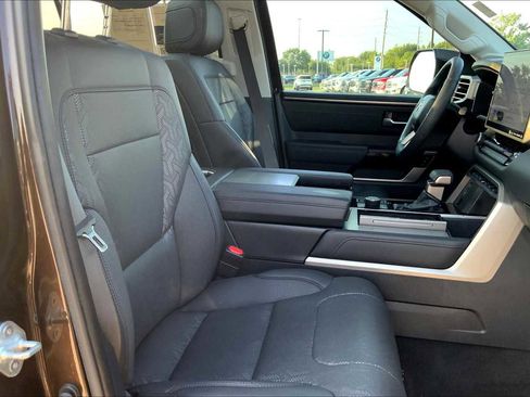 Used 2023 Toyota Sequoia Limited image 8