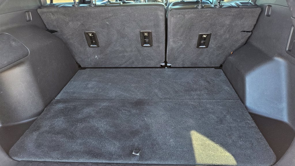 Used 2018 Chevrolet Equinox Premier FWD image 14