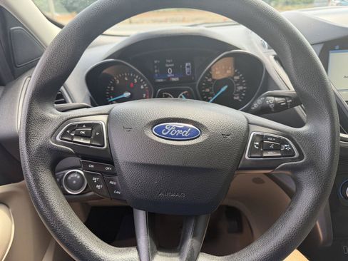 Used 2019 Ford Escape SE AWD/4WD image 17