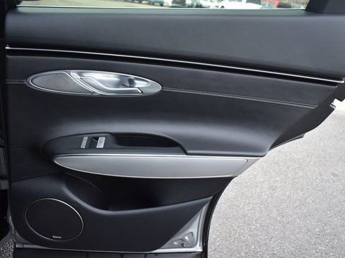 Used 2022 Genesis GV70 2.5T w/ Select Package image 49