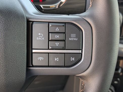 Used 2025 Ford F150 Lariat w/ Equipment Group 501A Mid image 22