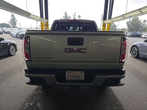 Used 2016 GMC Canyon SLT w/ Driver Alert Package RWD image 5