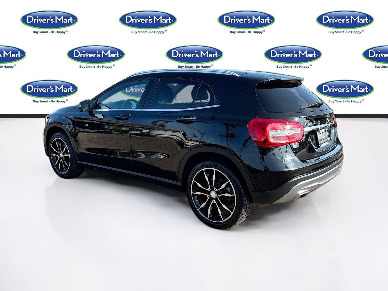 Used 2017 Mercedes-Benz GLA 250 w/ Premium Package image 5