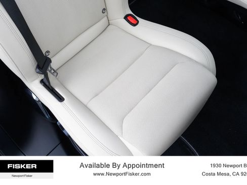 Used 2022 Tesla Model X image 28