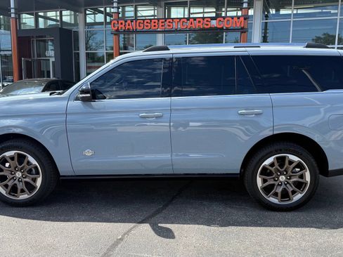 Used 2025 Ford Expedition King Ranch AWD/4WD image 6