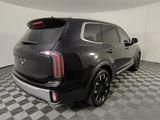 Used 2023 Kia Telluride SX image 4