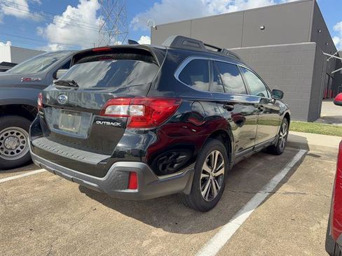 Used 2018 Subaru Outback 2.5i Limited AWD/4WD image 2