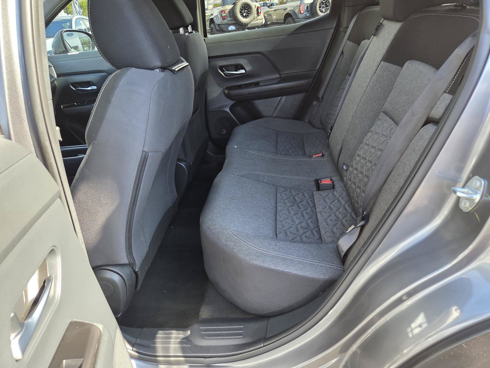 Used 2025 Nissan Kicks SV FWD image 13