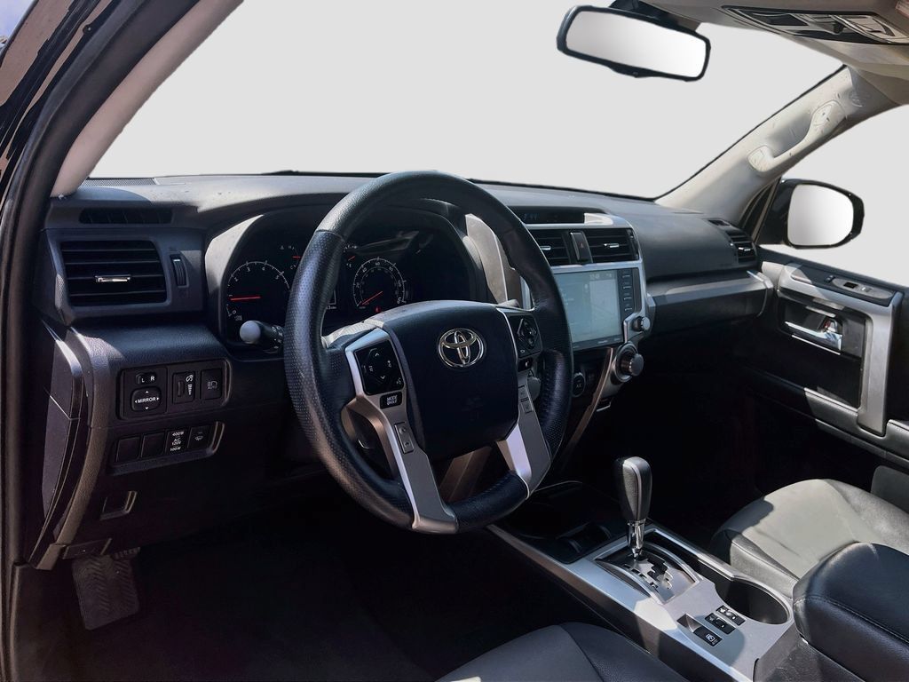 Used 2024 Toyota 4Runner SR5 Premium w/ Moonroof Package RWD image 9