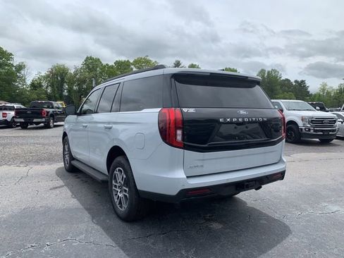New 2025 Ford Expedition Active RWD image 6