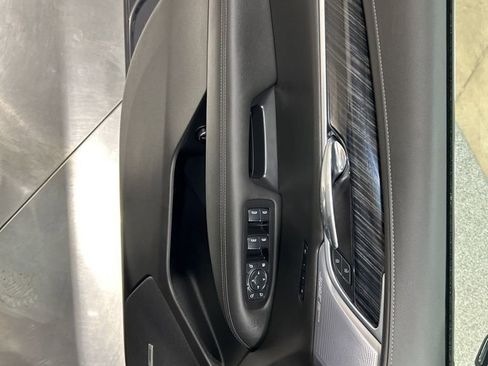 Used 2024 Cadillac XT6 Premium Luxury w/ Technology Package image 13