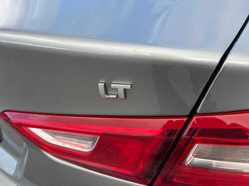 Used 2025 Chevrolet Malibu LT FWD image 41