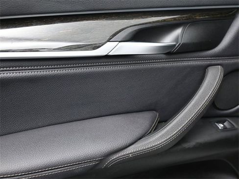 Used 2019 BMW X6 xDrive35i image 16