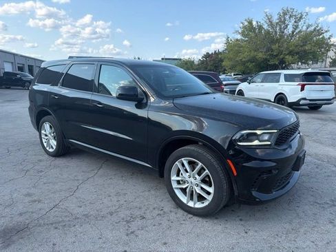 Used 2025 Dodge Durango GT AWD/4WD image 3