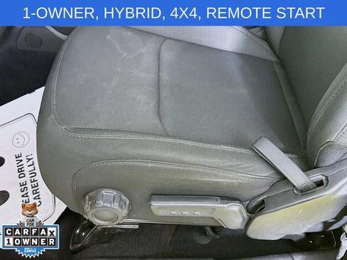 Used 2023 Jeep Wrangler Unlimited AWD/4WD image 18