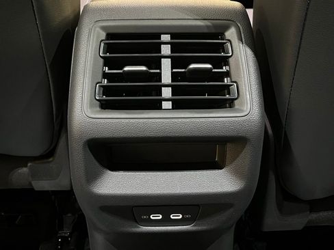 New 2026 Volkswagen Tiguan SE R-Line image 24