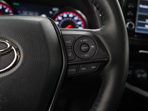 Used 2023 Toyota Camry XSE image 29