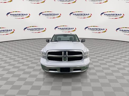 Used 2020 RAM 1500 Classic SLT image 3