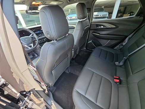 Used 2024 Chevrolet TrailBlazer ACTIV w/ Convenience Package AWD/4WD image 25