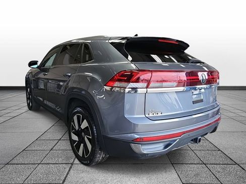 Used 2024 Volkswagen Atlas Cross Sport SE image 7