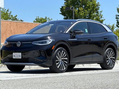 Used 2023 Volkswagen ID.4 Pro S Plus AWD/4WD image 8