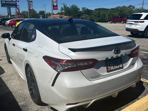 Used 2020 Toyota Camry XSE w/ Navigation Package FWD image 9