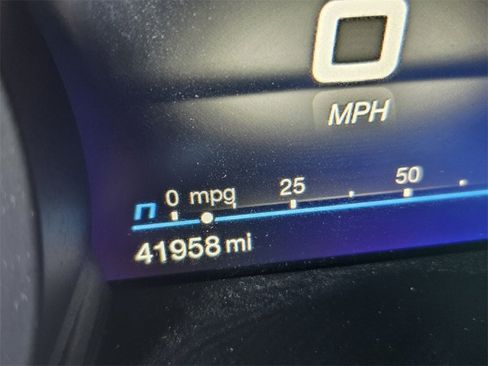 Used 2023 Alfa Romeo Giulia Veloce image 25