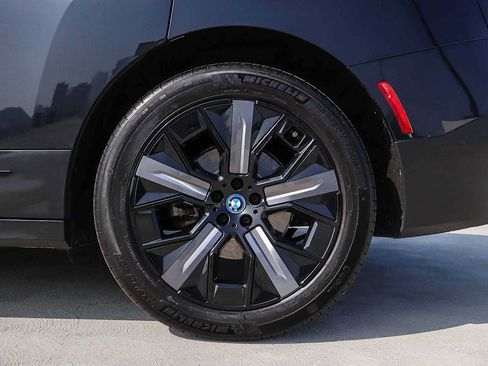 Used 2024 BMW iX xDrive50 w/ Convenience Package AWD/4WD image 13