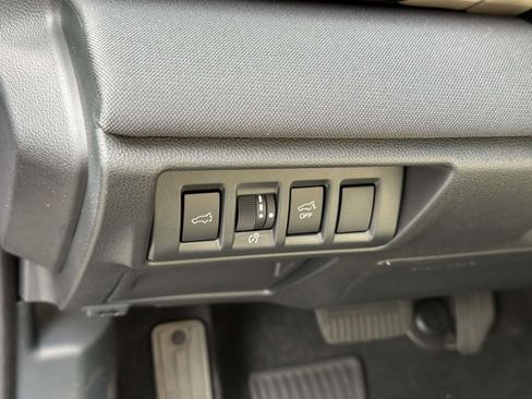 Certified 2025 Subaru Outback Premium w/ Popular Package #1A image 17