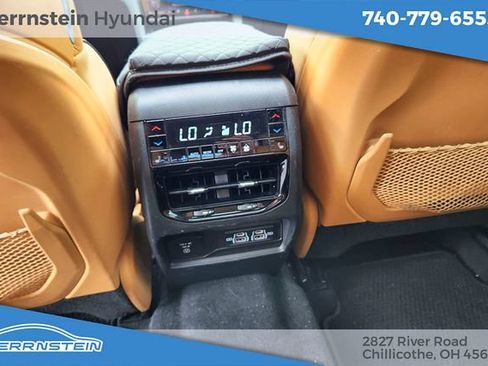 Used 2024 Jeep Grand Cherokee L Summit w/ Advanced Protech Group IV AWD/4WD image 28