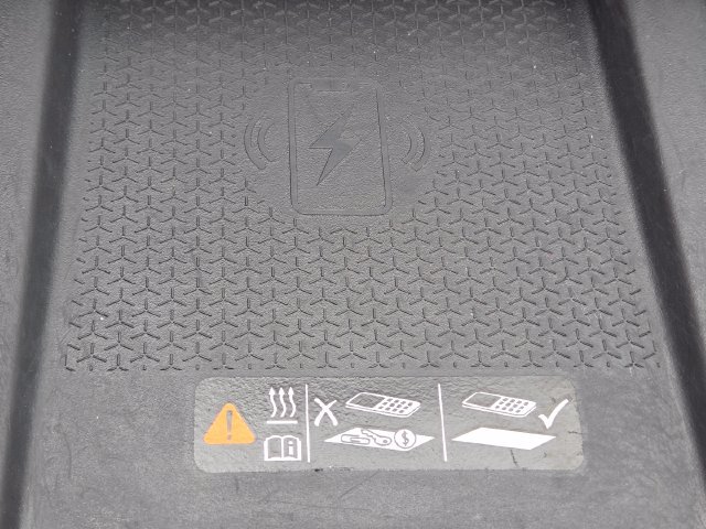 Used 2024 GMC Acadia Denali w/ Super Cruise Package FWD image 8