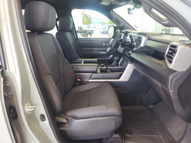 Certified 2025 Toyota Tundra SR5 w/ TRD Off-Road Package AWD/4WD image 24