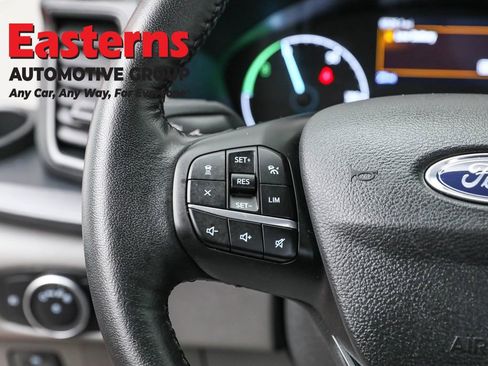 Used 2024 Ford E-Transit Low Roof image 16