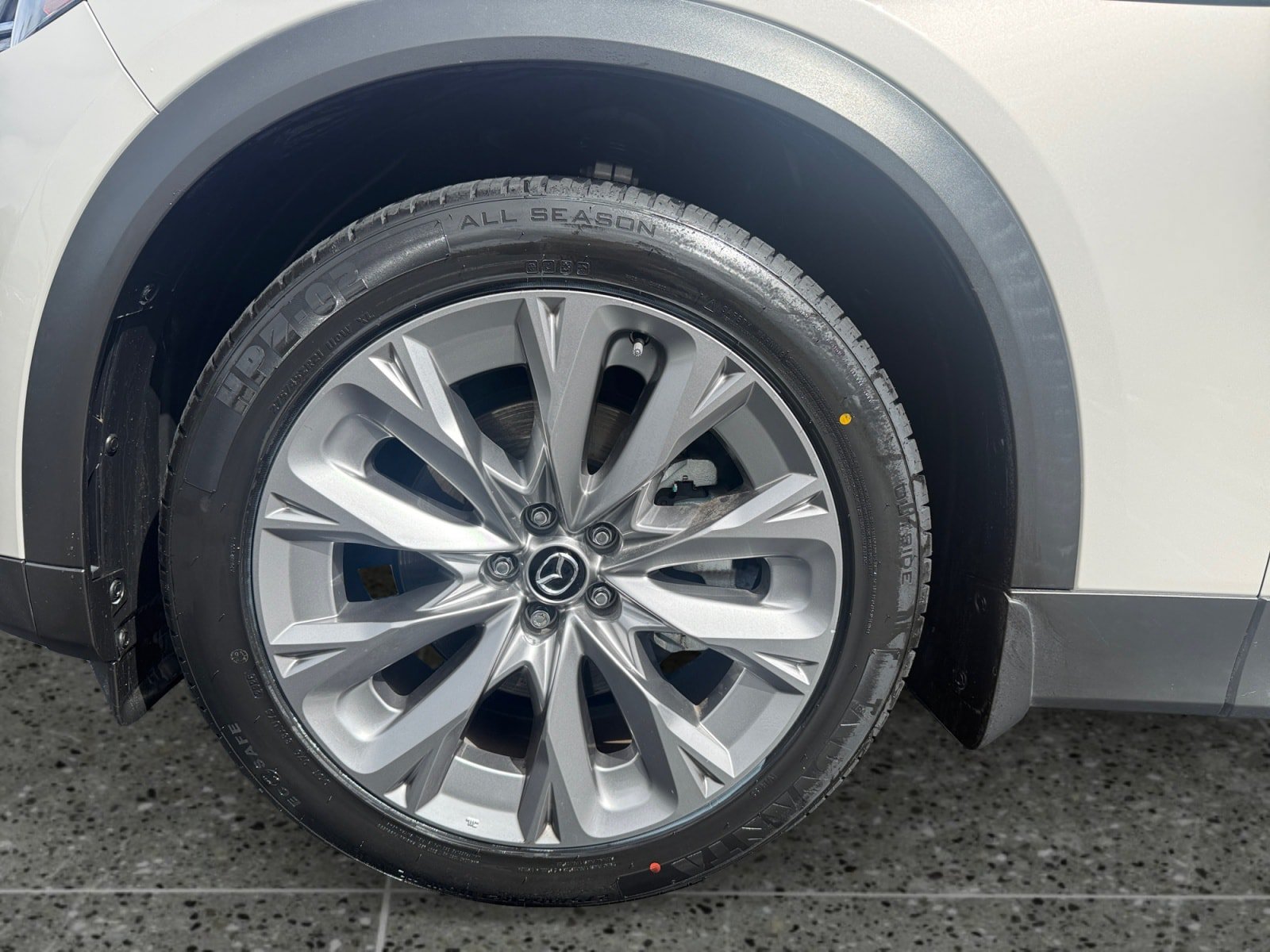 Used 2024 MAZDA CX-90 3.3 Turbo w/ Premium Plus Pkg AWD/4WD image 14