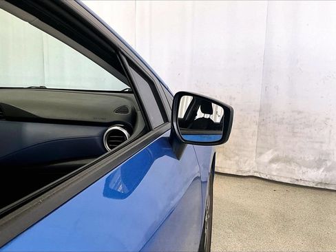 Used 2023 Nissan Versa SV FWD image 11