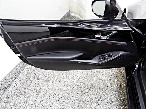 Used 2018 MAZDA MX-5 Miata Grand Touring image 13