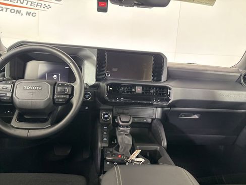 Used 2025 Toyota Land Cruiser image 24