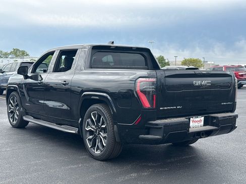 New 2025 GMC Sierra EV Denali AWD/4WD image 8