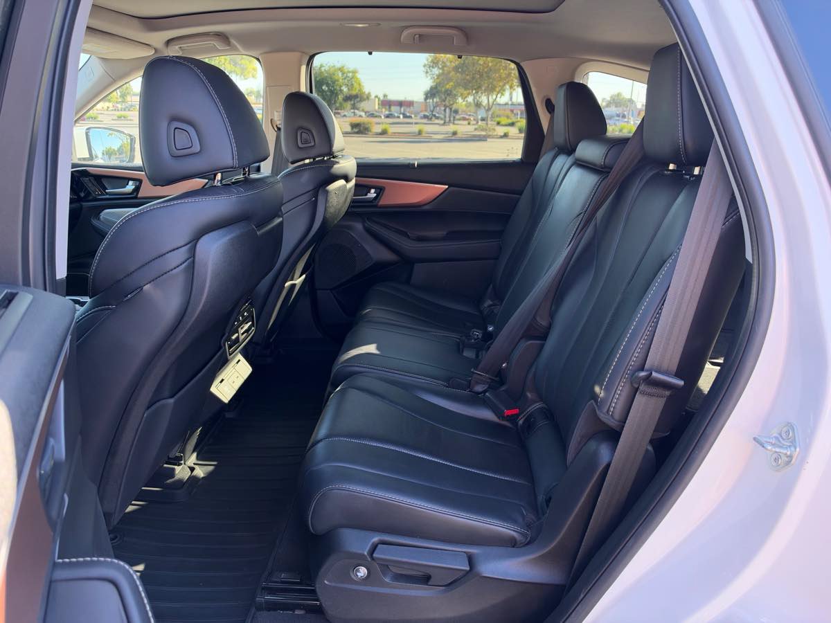 Used 2022 Acura MDX w/ Technology Package AWD/4WD image 25