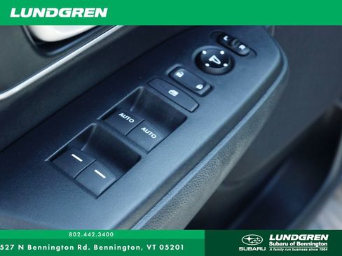 Used 2020 Honda CR-V Touring image 12