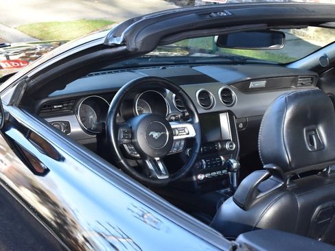 Used 2019 Ford Mustang Premium image 47