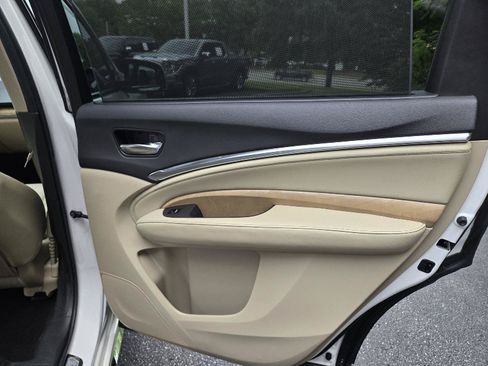 Used 2020 Acura MDX FWD w/ Advance Package image 11