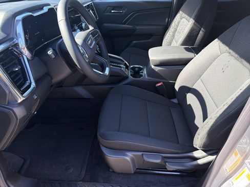 New 2026 GMC Canyon Elevation RWD image 10