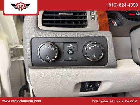 Used 2013 Chevrolet Tahoe LTZ AWD/4WD image 47