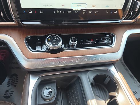New 2025 Ford Expedition King Ranch image 35