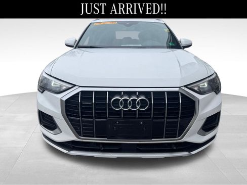 Used 2020 Audi Q3 2.0T Premium image 2