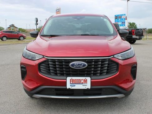 Used 2023 Ford Escape Active image 2